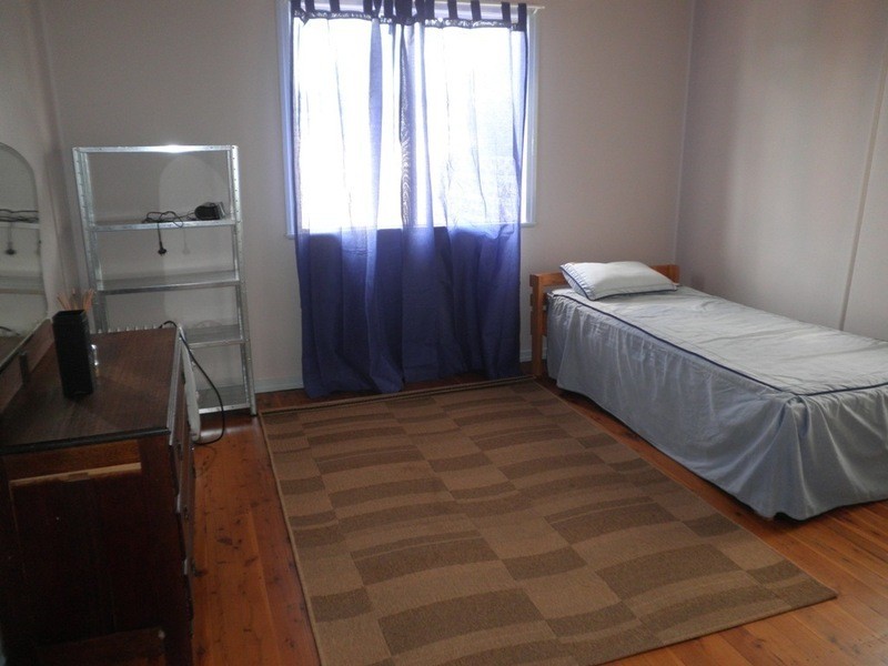 13 Claydon St, Chinchilla QLD 4413