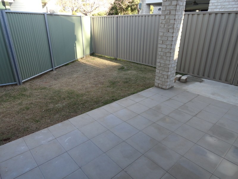 1/4 Crescent Avenue, Chinchilla QLD 4413