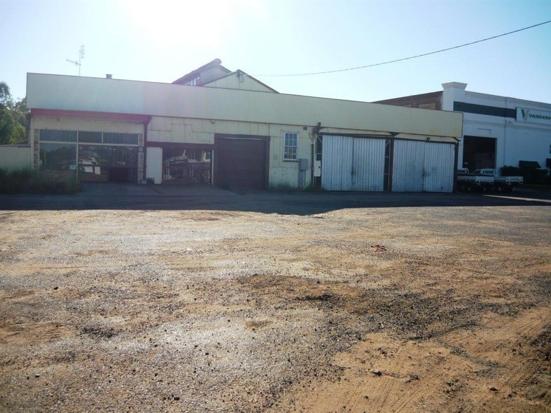 37 Warrego Highway, Chinchilla QLD 4413