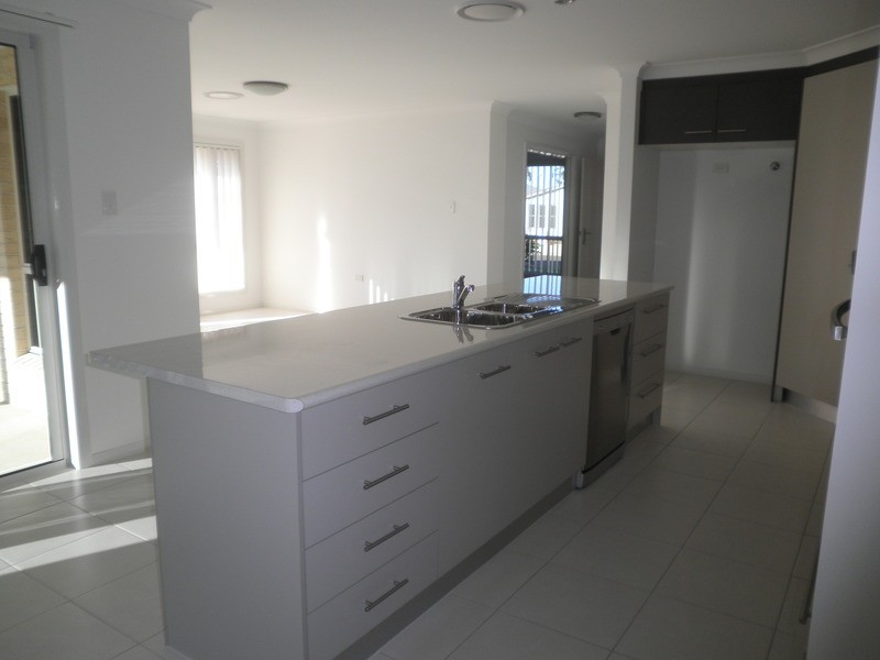 8 Ellem Dr, Chinchilla QLD 4413