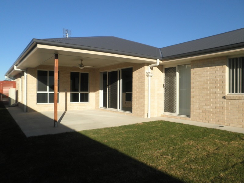 8 Ellem Dr, Chinchilla QLD 4413