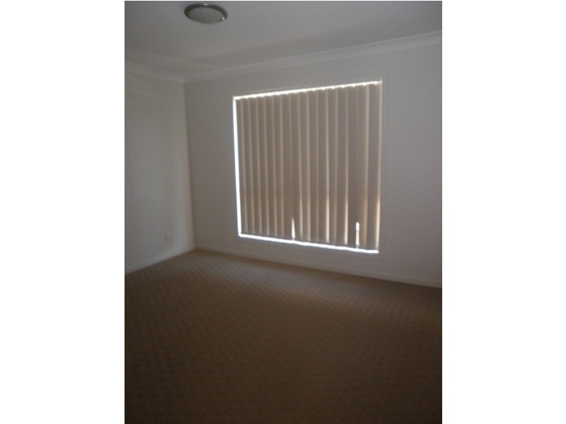 Unit 2/6 Holland St, Chinchilla QLD 4413