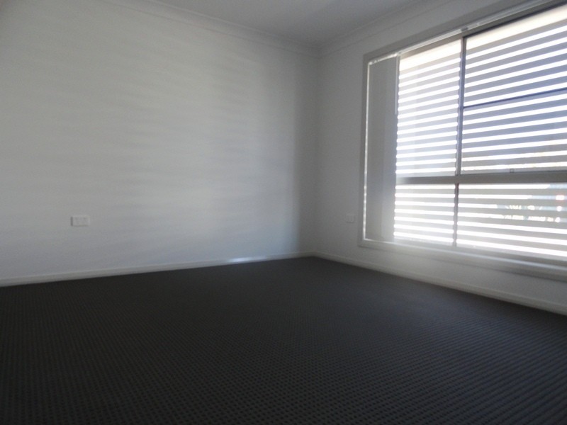 2/104 Windmill Road, Chinchilla QLD 4413