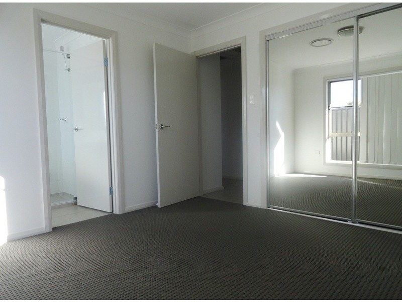 2/104 Windmill Road, Chinchilla QLD 4413