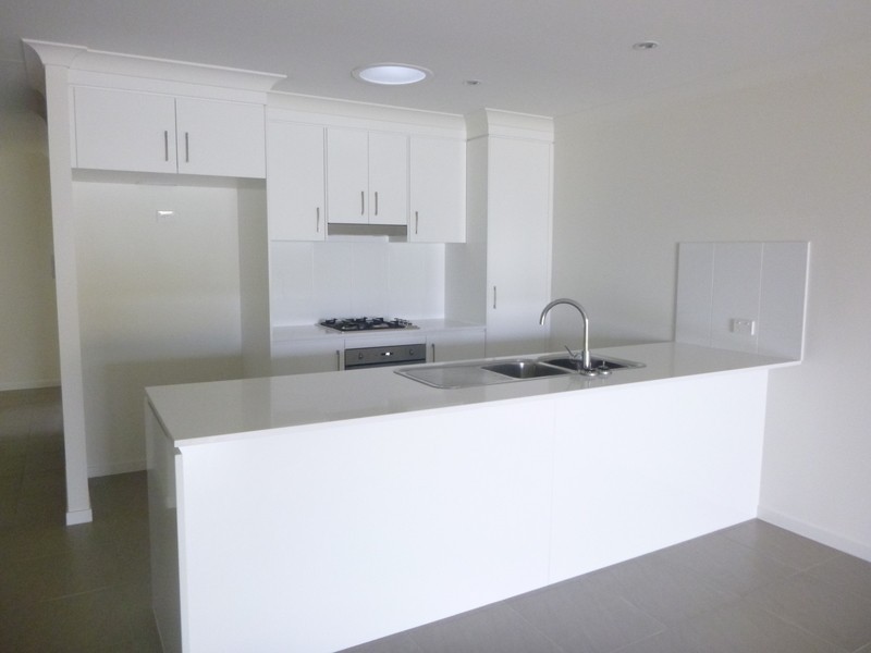 2/37 Skewis St, Chinchilla QLD 4413