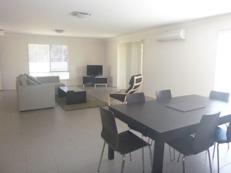 1/76 Zeller St, Chinchilla QLD 4413