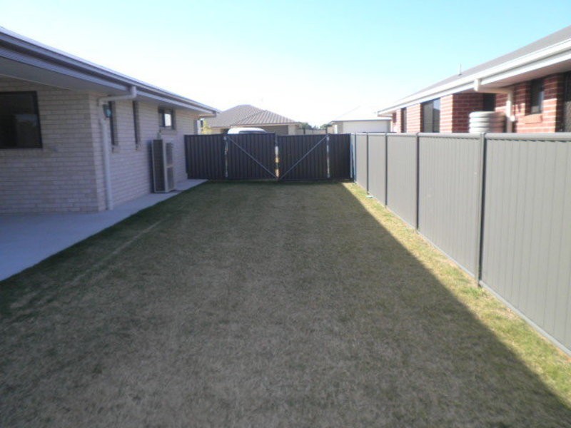 8 Gower St, Chinchilla QLD 4413