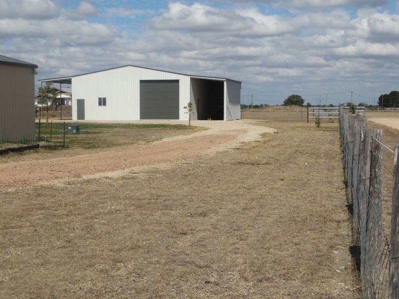 27 Hando Street, Chinchilla QLD 4413