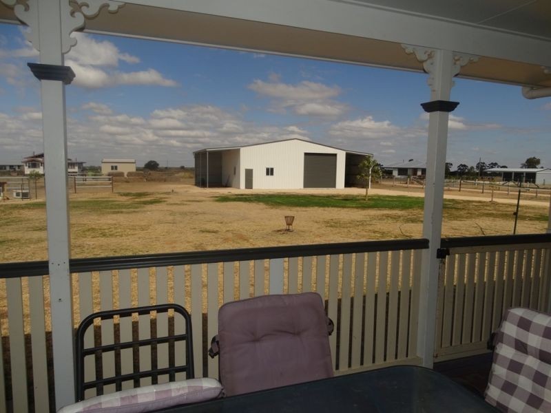 27 Hando Street, Chinchilla QLD 4413