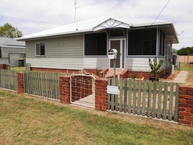 22 Evans Street, Chinchilla QLD 4413