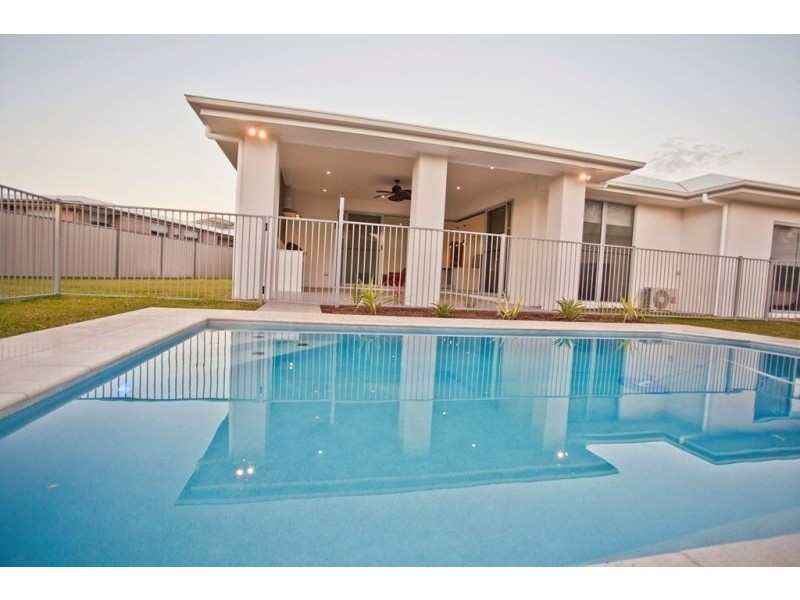 18 Parker Place, Chinchilla QLD 4413