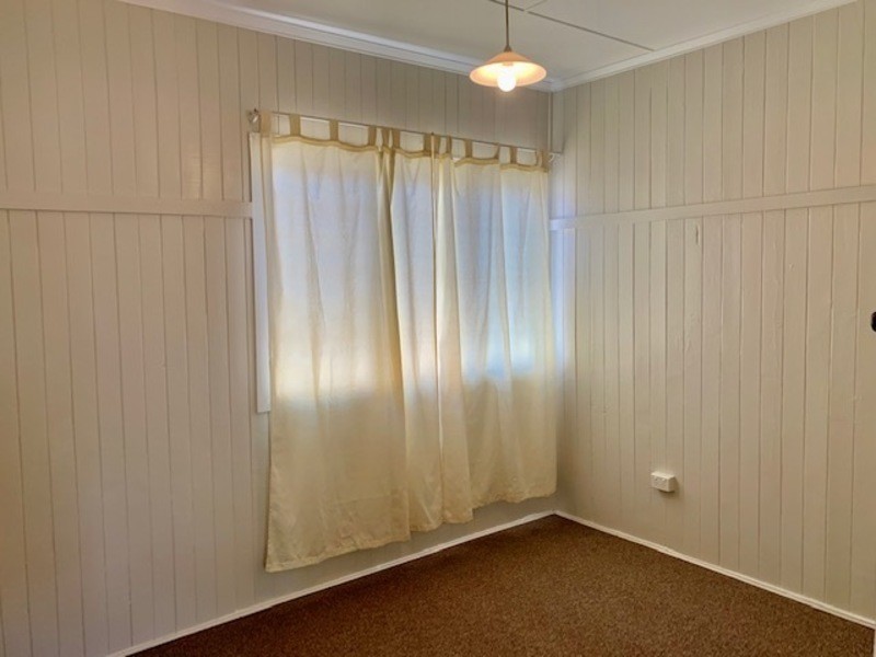 2/13 Wood Street, Chinchilla QLD 4413