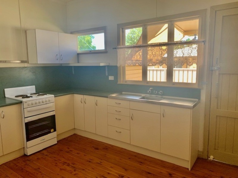 1/22 Barber Street, Chinchilla QLD 4413