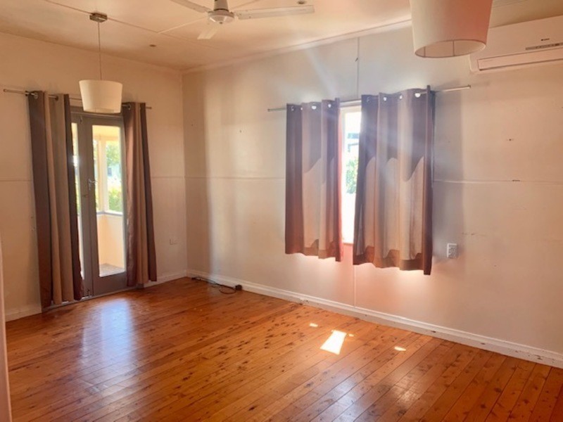 1/22 Barber Street, Chinchilla QLD 4413