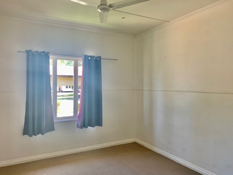 1/22 Barber Street, Chinchilla QLD 4413