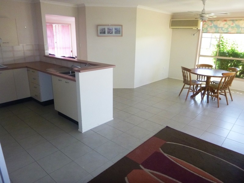 74 Zeller St, Chinchilla QLD 4413