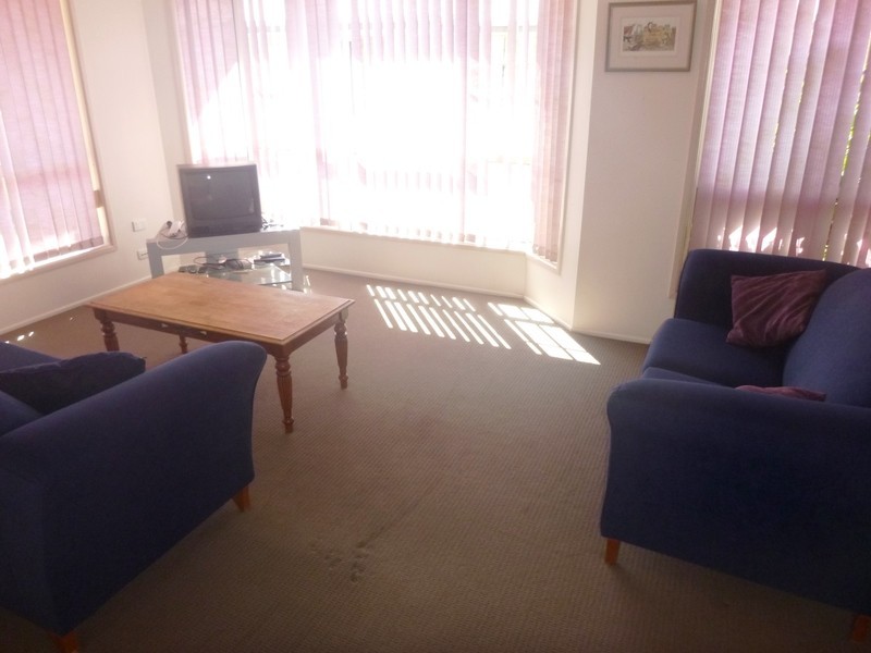 74 Zeller St, Chinchilla QLD 4413