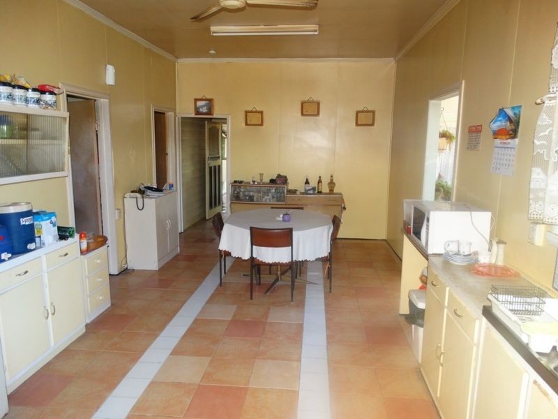 21 Albert Street, Jandowae QLD 4410