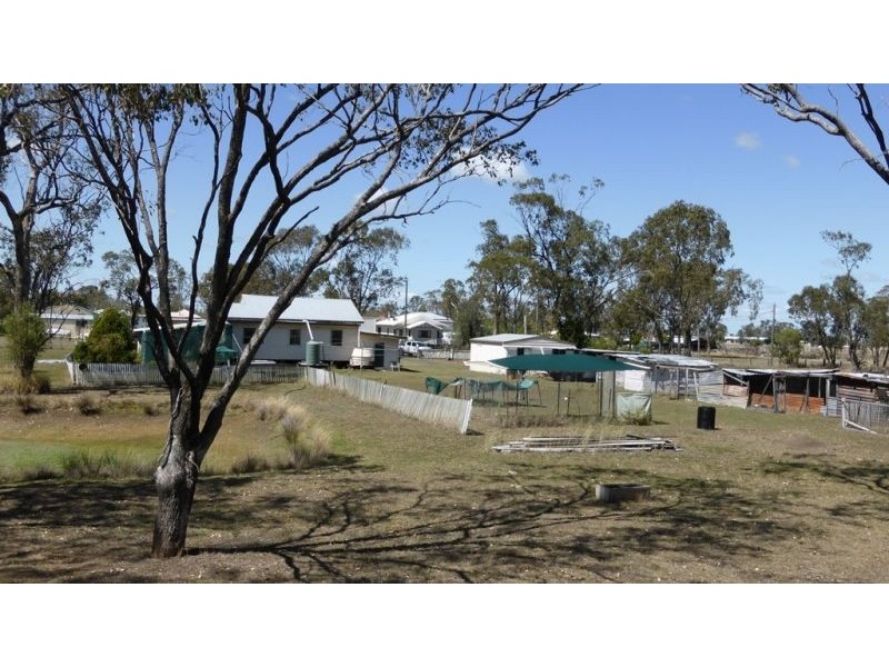 21 Albert Street, Jandowae QLD 4410