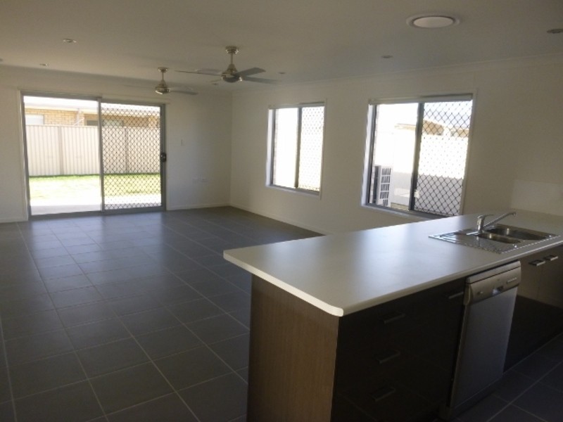 28 Ellem Dr, Chinchilla QLD 4413
