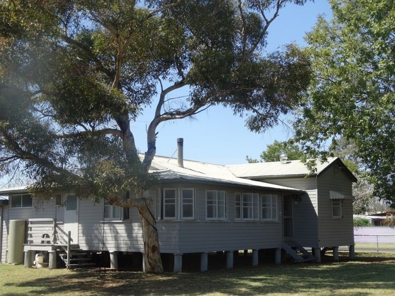 76 Wambo Street, Chinchilla QLD 4413