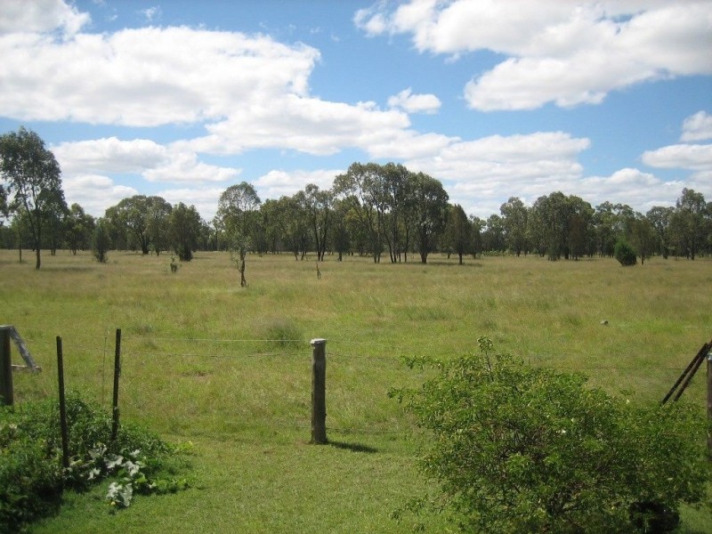 29353 Warrego Highway, Miles QLD 4415