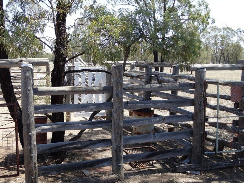 29353 Warrego Highway, Miles QLD 4415