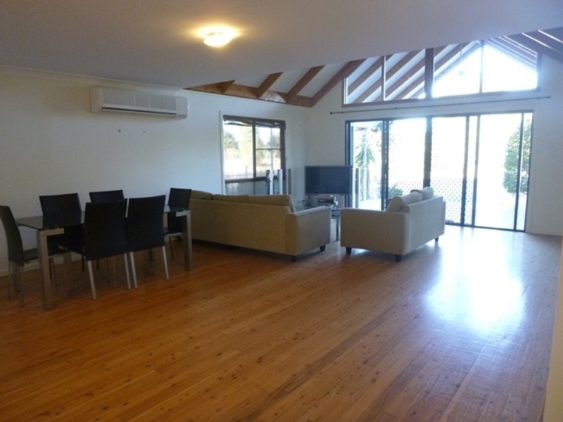 255 Windmill Road, Chinchilla QLD 4413