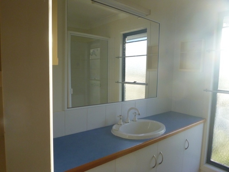 255 Windmill Road, Chinchilla QLD 4413