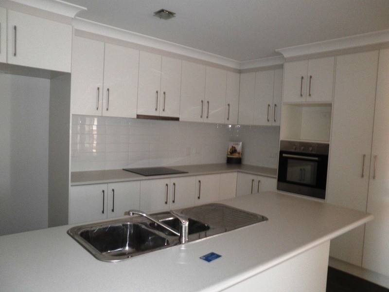 10 Sommerfeld Cr, Chinchilla QLD 4413