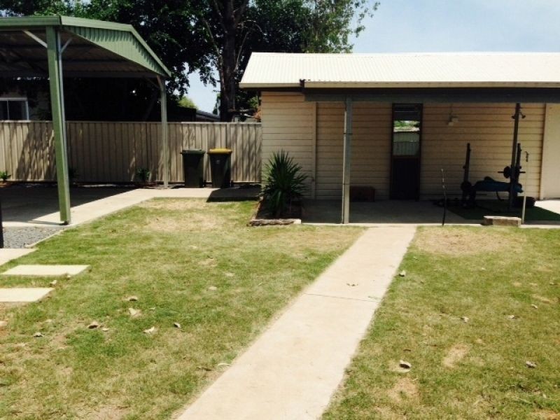 8 Wood Street, Chinchilla QLD 4413