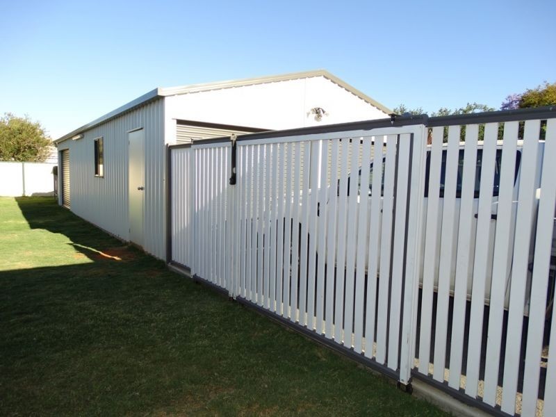 11 Claydon Street, Chinchilla QLD 4413