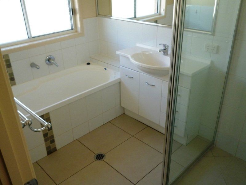 34 Sommerfeld Crescent, Chinchilla QLD 4413