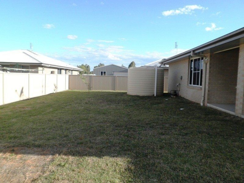 34 Sommerfeld Crescent, Chinchilla QLD 4413