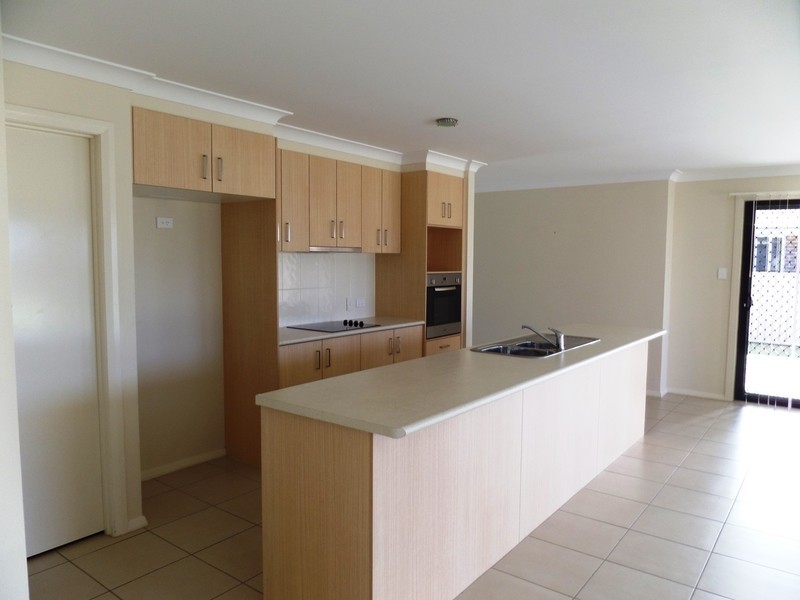 40 Sommerfeld Cr, Chinchilla QLD 4413