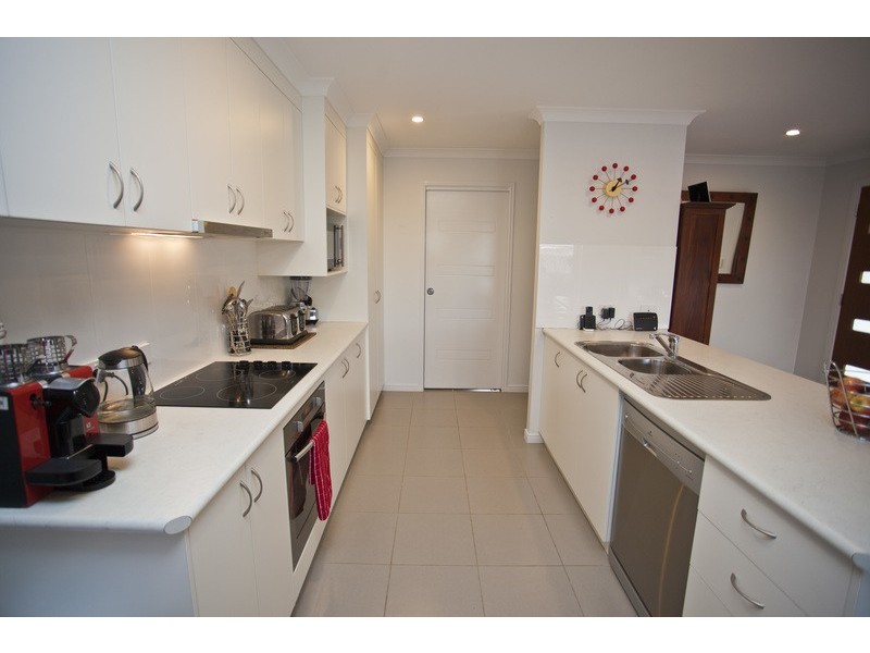 6B Dudley St, Chinchilla QLD 4413