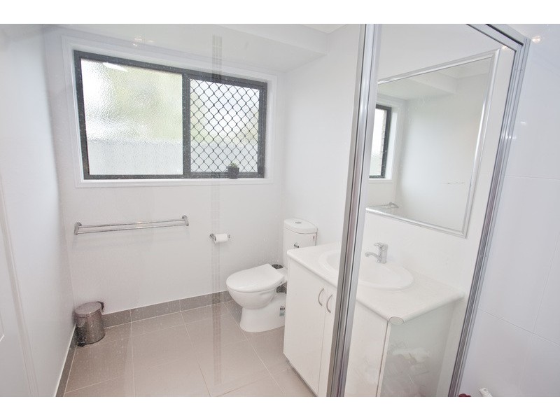 6B Dudley St, Chinchilla QLD 4413