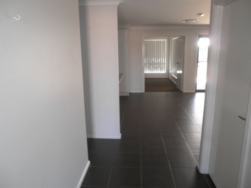 28 Sommerfeld Crescent, Chinchilla QLD 4413