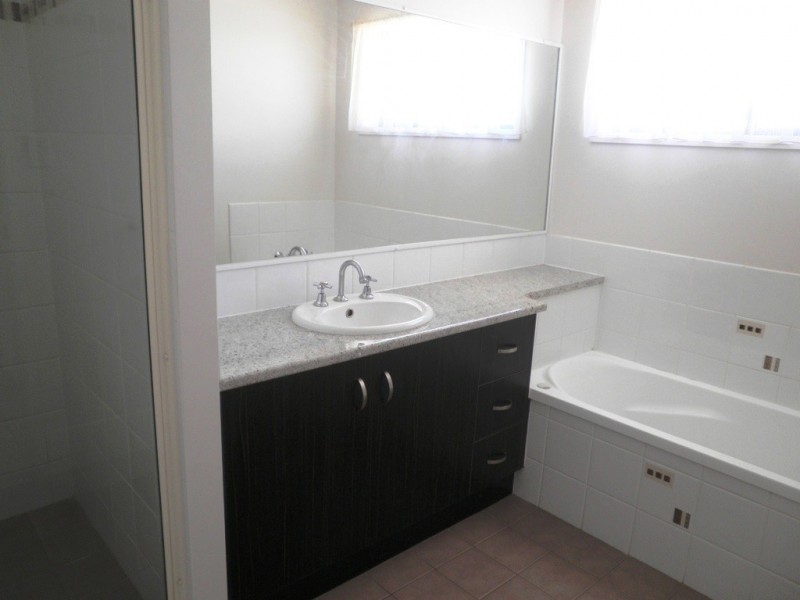 9 Cole St, Chinchilla QLD 4413