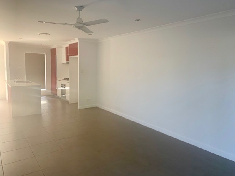 4 Zanoni Villas, Chinchilla QLD 4413