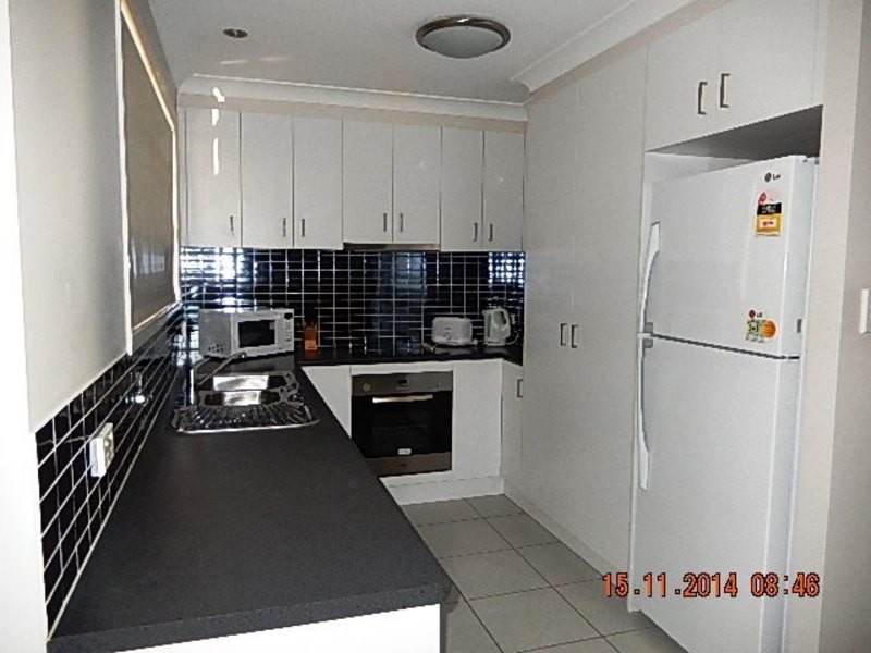 2/66 Middle St, Chinchilla QLD 4413