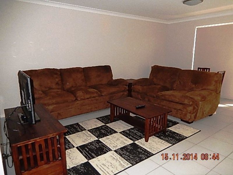 2/66 Middle St, Chinchilla QLD 4413