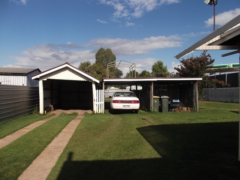 66 Colamba Street, Chinchilla QLD 4413