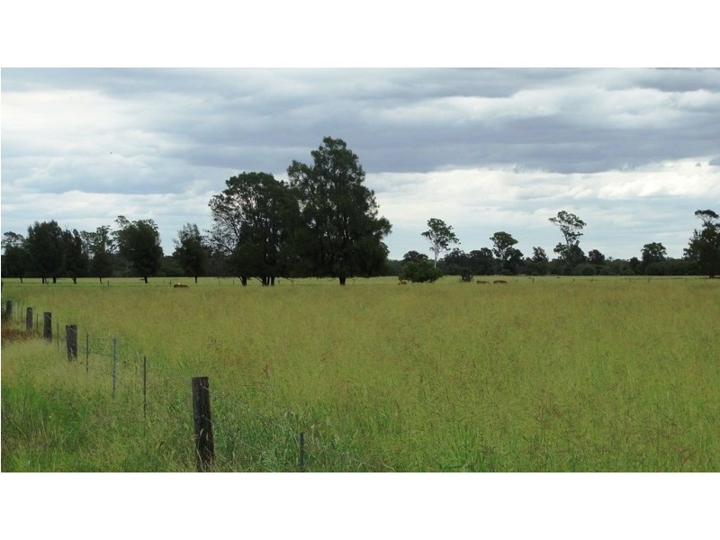 . V Bells Road, Chinchilla QLD 4413