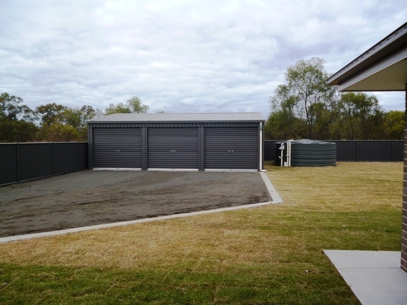 12 Layne Cr, Chinchilla QLD 4413