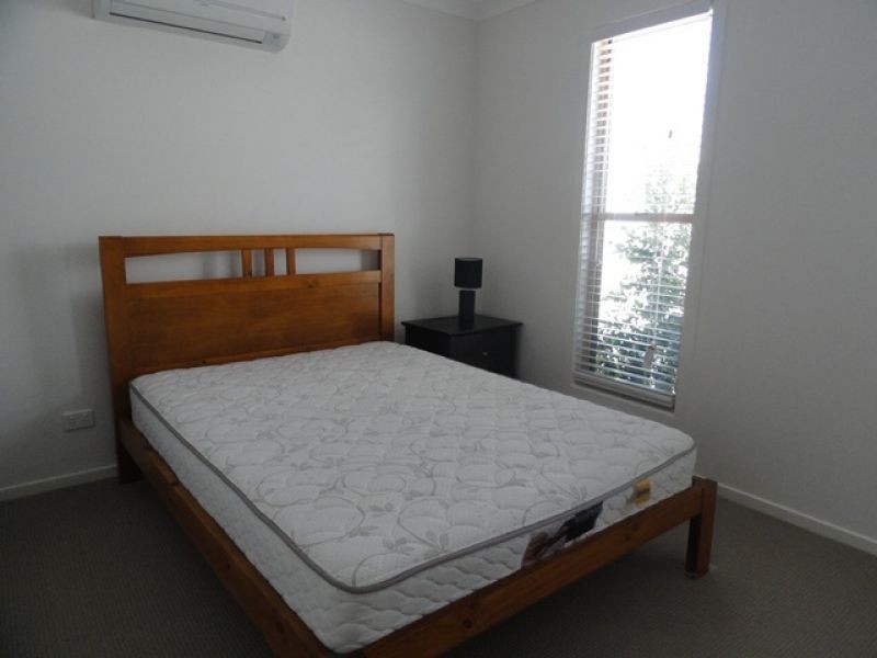 8 Holland Street, Chinchilla QLD 4413