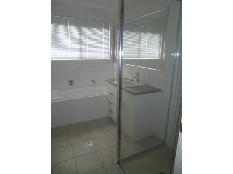 2/3 Platz St, Chinchilla QLD 4413