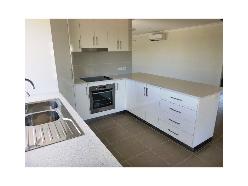 1/17 Dudley Street, Chinchilla QLD 4413