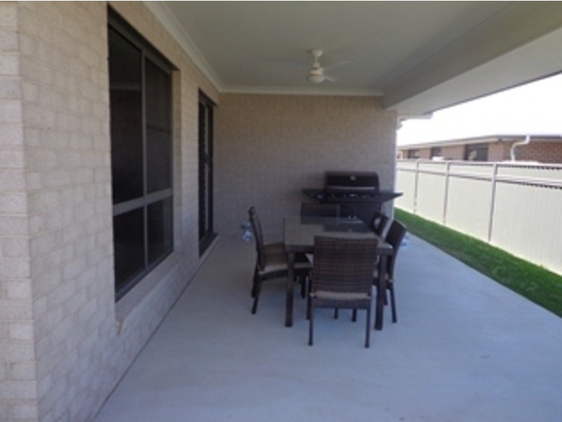 7-9B  Gower Street, Chinchilla QLD 4413