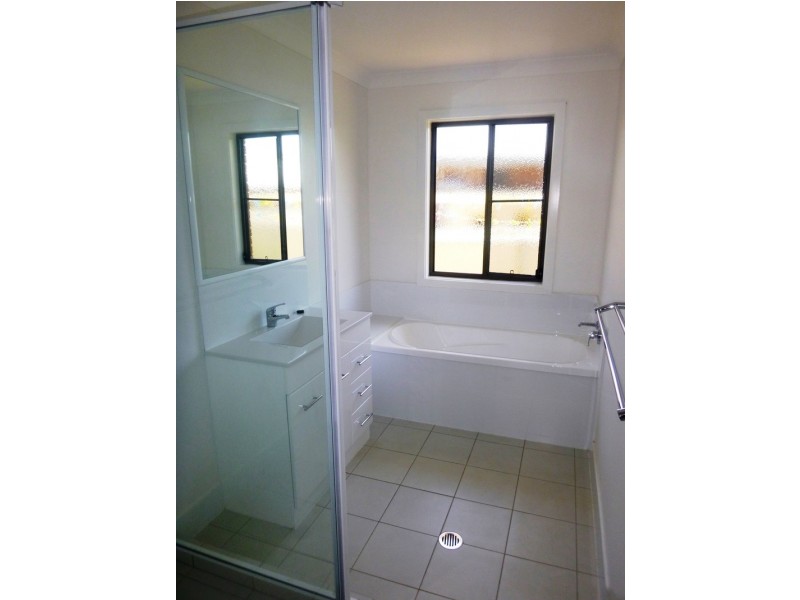 53 Cello Ct, Chinchilla QLD 4413
